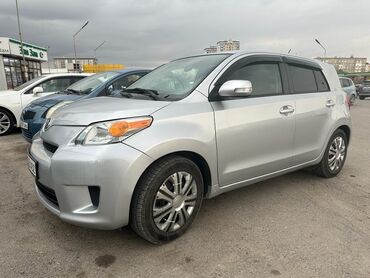 ist toyota: Toyota ist: 2009 г., 1.8 л, Автомат, Бензин, Седан