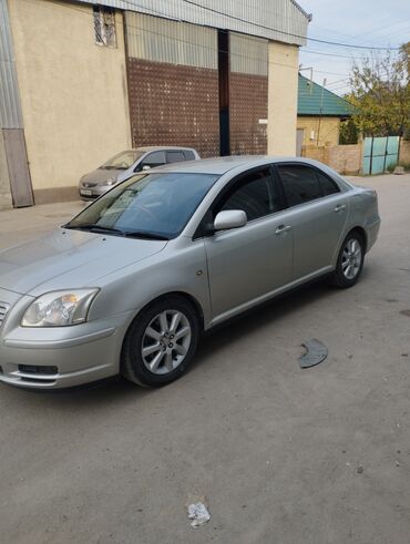 некая 1: Toyota Avensis: 2004 г., 1.8 л, Автомат, Бензин, Седан