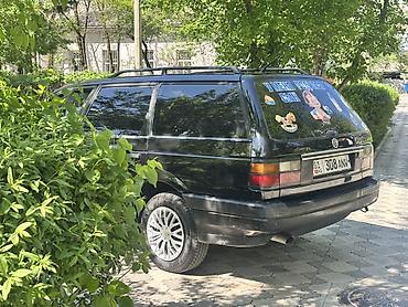 2 9 тди: Volkswagen Passat Variant: 1991 г., 1.8 л, Кол менен иштөөчү, Бензин, Универсал — 4