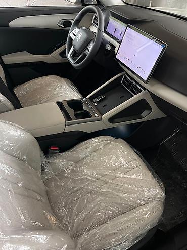BYD: BYD : 2025 г., 5.5 л, Автомат, Электромобиль, Кроссовер — 4