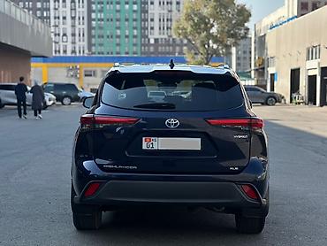 тайота и: Toyota Highlander: 2020 г., 2.5 л, Автомат, Гибрид, Внедорожник — 10