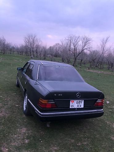 нур мото: Mercedes-Benz W124: 1992 г., 2.2 л, Бензин, Седан — 6