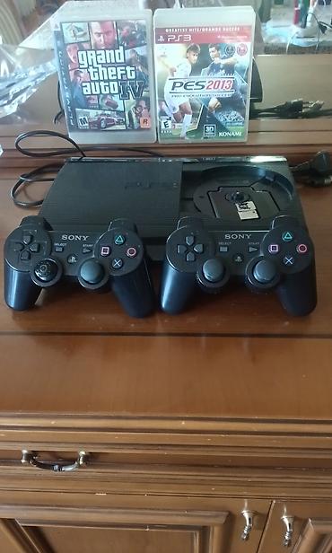 PlayStation 3 Superslimdir. 2ci əldir. Içinde 35+ oyun var və