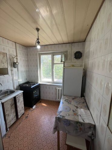 снять квартиру бишкек на долгий срок: 2 комнаты, 44 м², 104 серия, 3 этаж