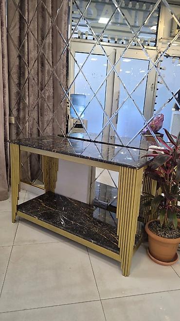 Mərmər masa Baha alınıb 250 yə satılır. Ünvan Yeni Yasamal
