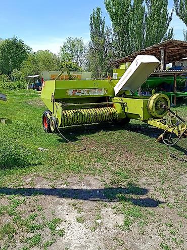 Унаа: Пресс-подборщик CLAAS Markant 65 - Тюковый пресс для заготовки сена и — 4