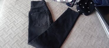 джинсы: Джинсы M (EU 38), L (EU 40), цвет - Черный