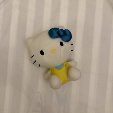 oyuncaq araba: Hello Kitty peluş oyuncağı - Yumşaq, toxunuşa xoş materialdan — 1