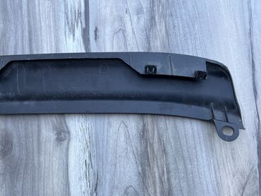 Бамперы и комплектующие: Накладка на бампер Toyota, Б/у, Оригинал — 12