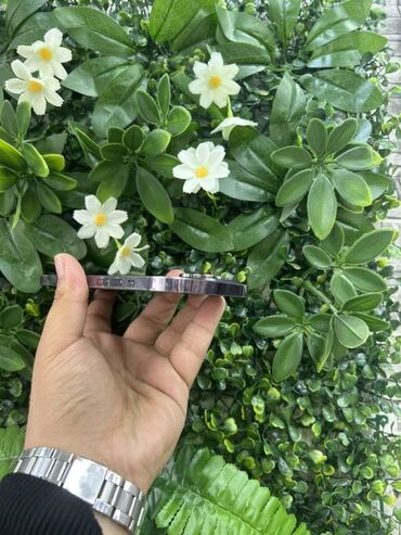 Apple iPhone: IPhone 14 Pro, 256 GB, Deep Purple, Simsiz şarj — 5