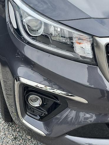 машина на 10 человек: Kia Carnival: 2019 г., 2.2 л, Автомат, Дизель, Минивэн — 6