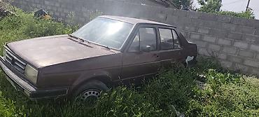 Продажа авто: Volkswagen Jetta: 1989 г., Седан — 1
