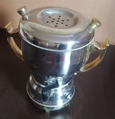 Nehrə aparatları: İşlənmiş Elektrik Samovar, 4 l, Ünvandan götürmə