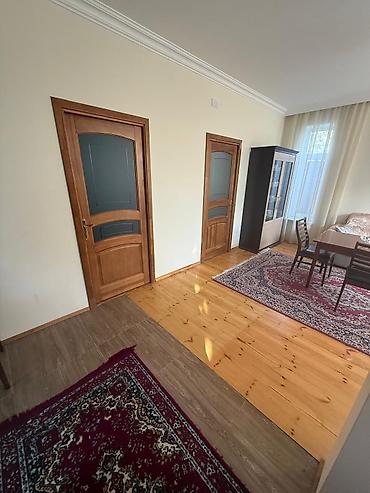 nefcilerde kiraye evler ucuz: Qusar şəhərin lap mərkəzində Nərimanov parka yaxın. 3 otaqlı mənzil — 5