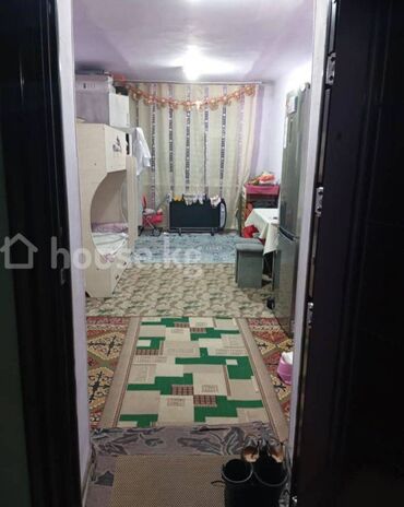 сдаю общежития: 1 бөлмө, 18 кв. м, Жатакана жана мейманкана түрүндө, 1 кабат