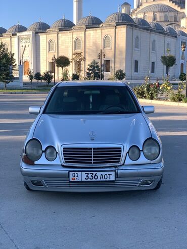 коврики w210: Mercedes-Benz E 240: 1998 г., 2.4 л, Механика, Бензин, Седан