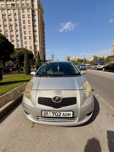 corolla runx: Toyota Vitz: 2005 г., 1.3 л, Автомат, Бензин, Седан