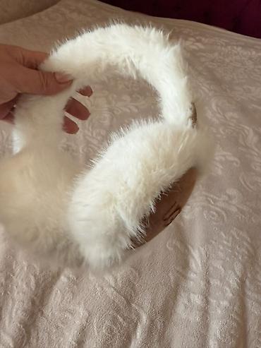 bulutuzlu nausnik: UGG brend üslubunda qulaq isidici (ear muff),yenidir — 1