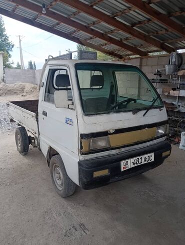 срочно продаю нужны деньги очень срочно: Daewoo Лабо: 1995 г., 0.8 л, Механика, Бензин, Пикап