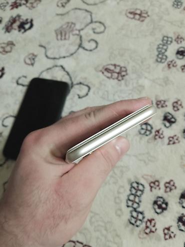 Apple iPhone: IPhone 11 Pro, Matte Midnight Green — 13