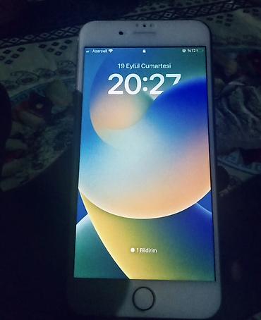 iphon 4: IPhone 8 Plus, 64 GB, Qızılı, Barmaq izi — 3