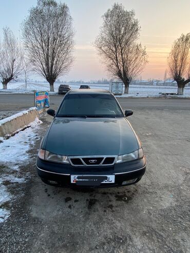 срочно продается матиз: Daewoo Nexia: 2002 г., 1.5 л, Механика, Бензин, Седан