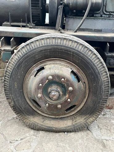 Generatorlar: GENERATOR satılır ( 3 silindrli 65 kva ). Çexoslovakiya — 14