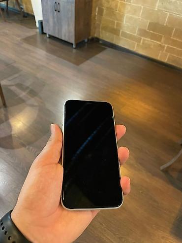 Apple iPhone: IPhone 11, Ağ — 9