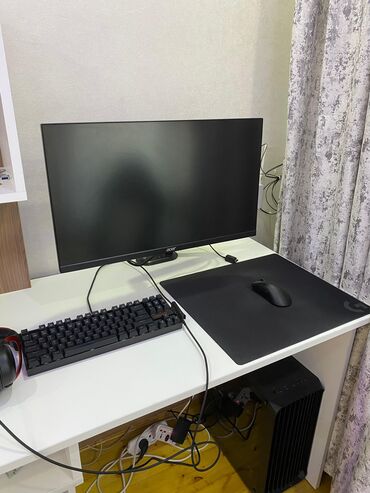 switch: MB: Gigabyte H610M H V3 CPU: I5-13400F 4.6GHz GPU: MSI RTX 2060 Super