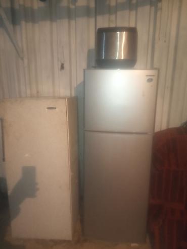 Холодильники: Двухкамерный холодильник Самсунг Нофрост 1,6 м. с верхней морозильной — 10