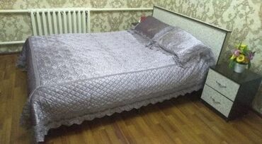 кровати металические: Спальный гарнитур, Двуспальная кровать, цвет - Белый, Б/у