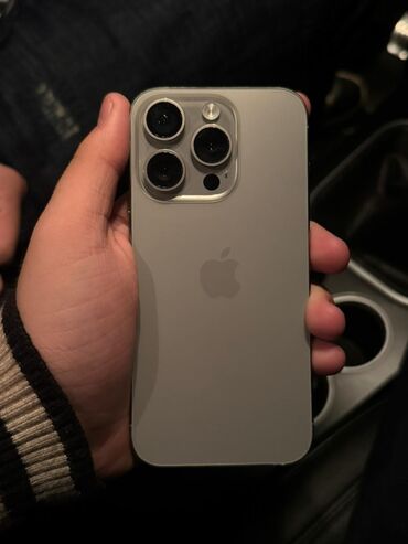 iphone zəng: IPhone 15 Pro, 256 GB, Gümüşü, Simsiz şarj, Face ID