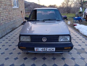 Volkswagen: Volkswagen Jetta: 1990 г., 1.8 л, Механика, Бензин, Седан