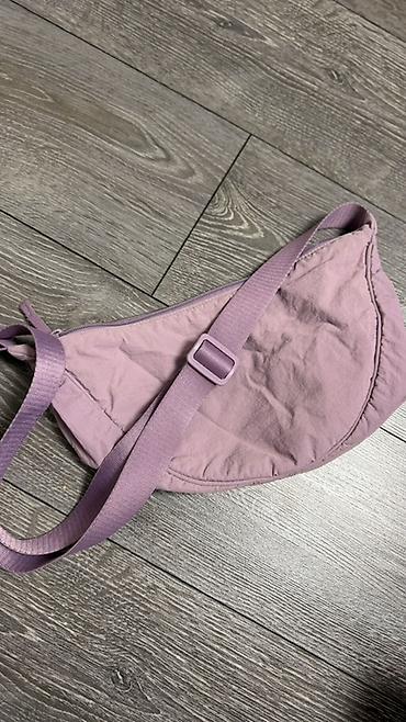 барсетка анта: Сумка на пояс/через плечо Uniqlo, сиреневого цвета. Характеристики: - — 1