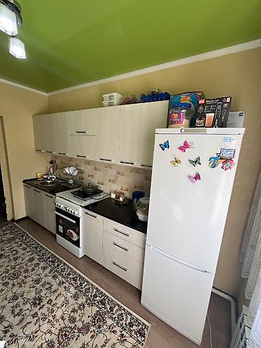 Продажа коттеджей и домов: Продаю дом 5 комнат, с ремонтом 100 кв. м, в центре г. Орловка. Уч — 11