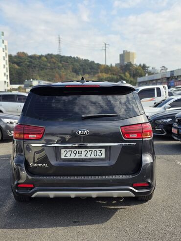 Kia: Kia Carnival: 2020 г., 2.2 л, Автомат, Дизель, Минивэн — 4