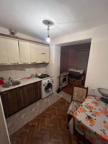 Uzunmüddətli kirayə mənzillər: Kirayə verilir: Gəncə şəhəri, Aqrarın Mexanizasiya və Baytarlıq — 9