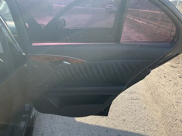 Mercedes-Benz: Mercedes-Benz E-Class: 2006 г., 3.2 л, Автомат, Бензин, Седан — 22