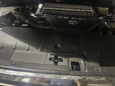 Toyota: Toyota Land Cruiser: 2009 г., 4.5 л, Автомат, Дизель, Внедорожник at lalafo.kg — 9 Toyota: Toyota Land Cruiser: 2009 г., 4.5 л, Автомат, Дизель, Внедорожник — 9