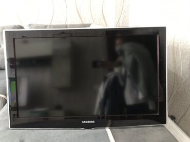 82 ekran tv ikinci el: İşlənmiş Televizor Samsung 82" Ünvandan götürmə