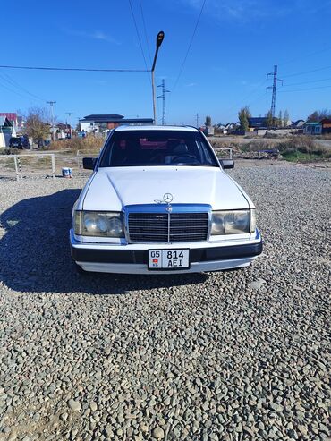 срочно продаю в связи с переездом: Mercedes-Benz W124: 1988 г., 2.3 л, Механика, Бензин, Седан