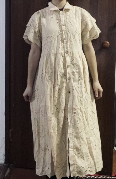 женские джинсовые шорты с завышенной талией: Женская одежда – подборка из четырех вещей 1) Платье миди с вышивкой