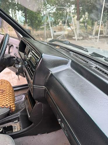 Volkswagen: Volkswagen Golf: 1989 г., 1.8 л, Механика, Бензин, Хэтчбэк — 7