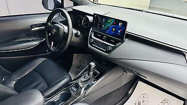 трактор 82 1: Toyota Corolla: 2019 г., 1.8 л, Автомат, Гибрид, Седан — 10