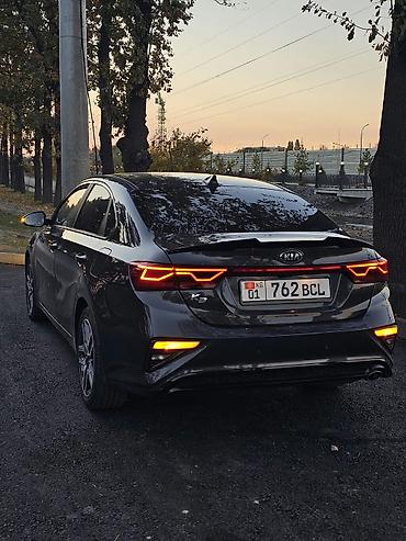 jac j7: Kia K3: 2020 г., 1.6 л, Вариатор, Бензин, Седан — 5