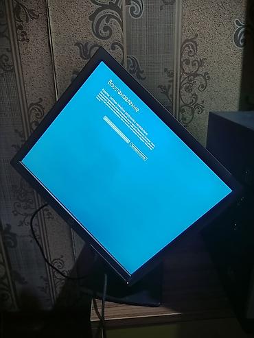 hp computer: Monitor HP EliteDisplay E190i Monitor təzə kimidir Ölçü 19"(48.3sm) — 3