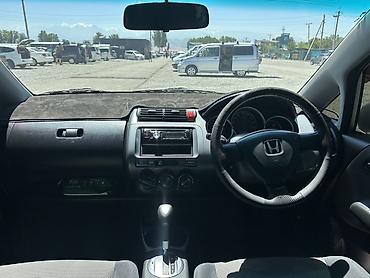 bis vip: Honda Fit: 2002 г., Автомат, Бензин, Хэтчбэк — 7