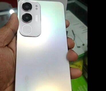 Vivo Y19, 128 ГБ, цвет - Серебристый, Отпечаток пальца, Две SIM карты, Face ID