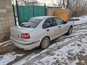 Volvo: Volvo S40: 2001 г., 1.6 л, Механика, Бензин, Седан