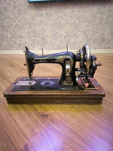 kiçik maşınlar: Tam işlekdir 110 ilin Mexaniki tikiş maşını – qədim/retro dizayn - — 2